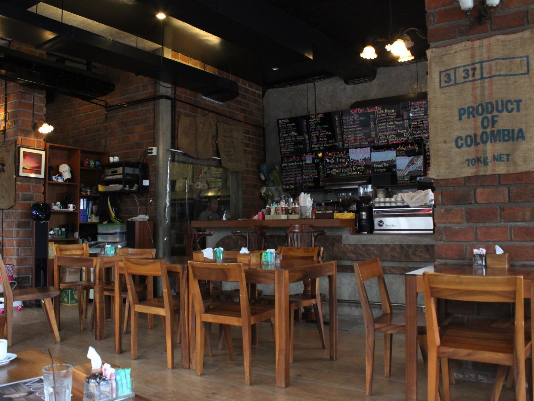 Coffee Mania House Hotel Phuket Екстериор снимка